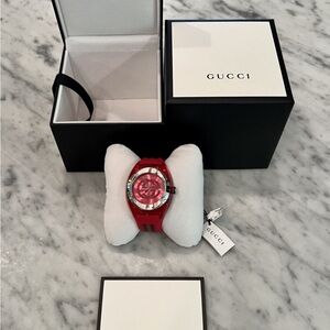 Gucci unisex watch